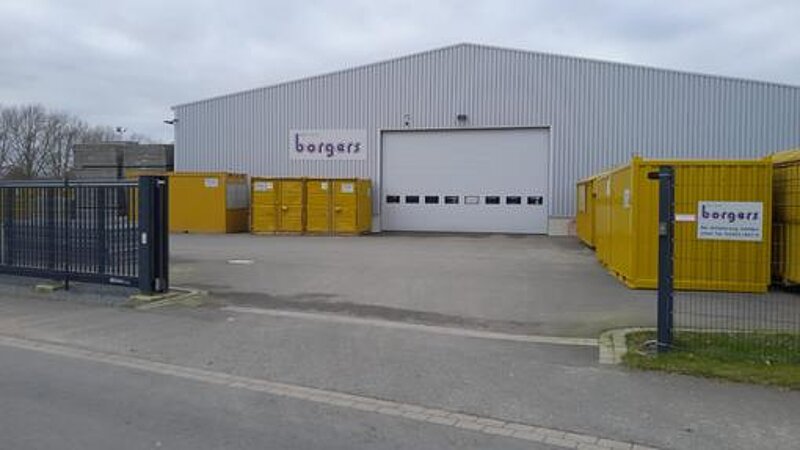 Betriebsgebäude-Halle